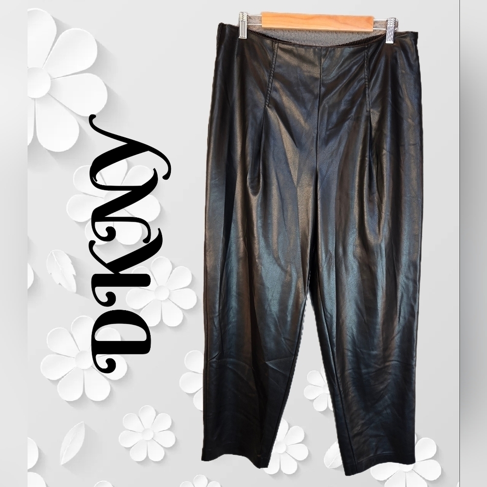 DKNY Black Faux Leather Pant Womens Sz L High Waist Tapered Leg Stretch Comfor